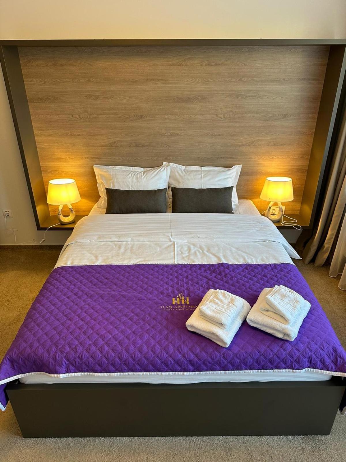 Luxury Glam Apartments & Studios Near Coresi Mall Braşov Exteriör bild