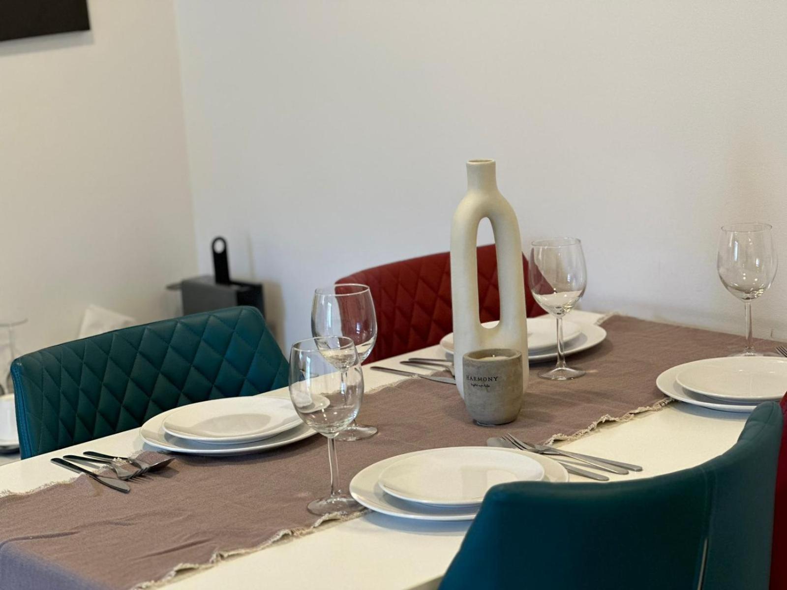 Luxury Glam Apartments & Studios Near Coresi Mall Braşov Exteriör bild